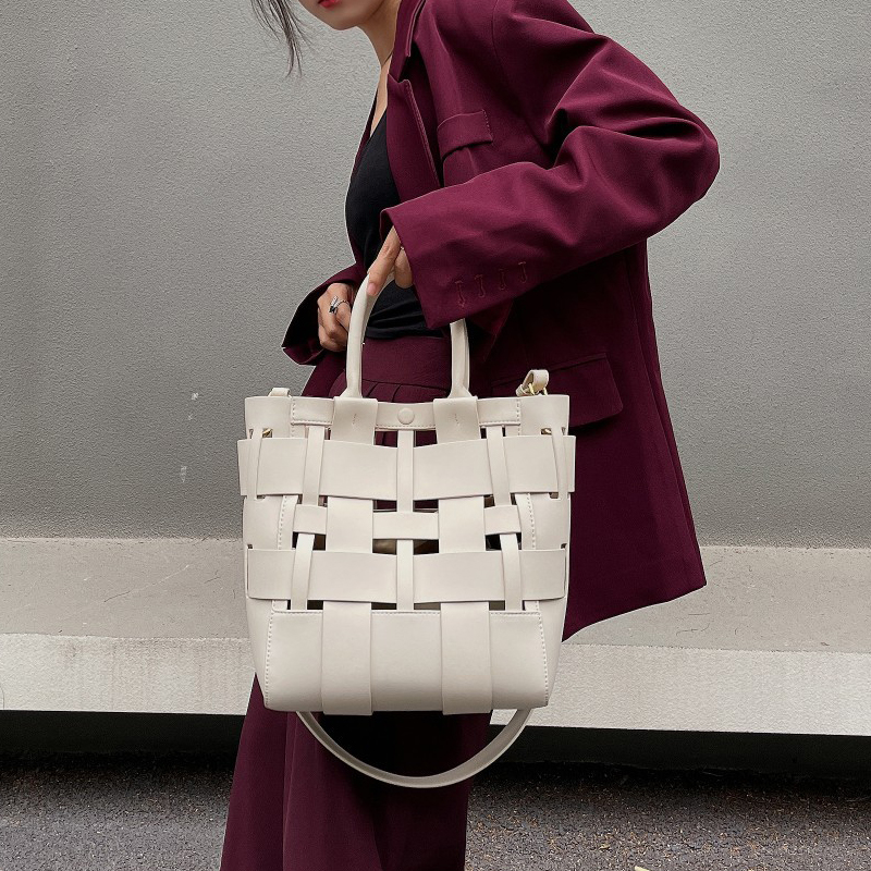 Custom Initials Genuine Leathe - огляд і ціна Luxury Bags Tote
