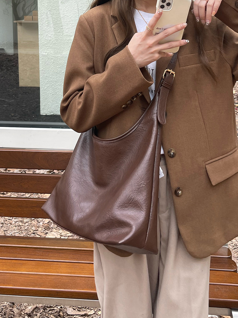 CGCBAG Lage Capacity Cross Bag - огляд і ціна Luxury Bags Tote